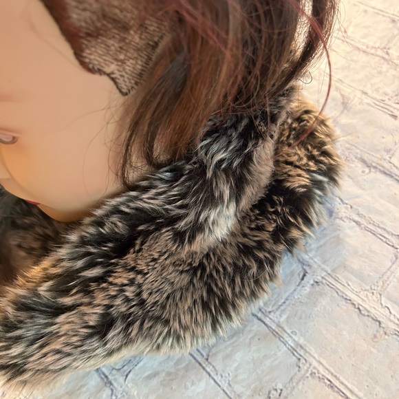 HERBALIFE NUTRITION POLYESTER & ACRYLIC FAUX FUR INFINITY SCARF O/S - Picture 3 of 7